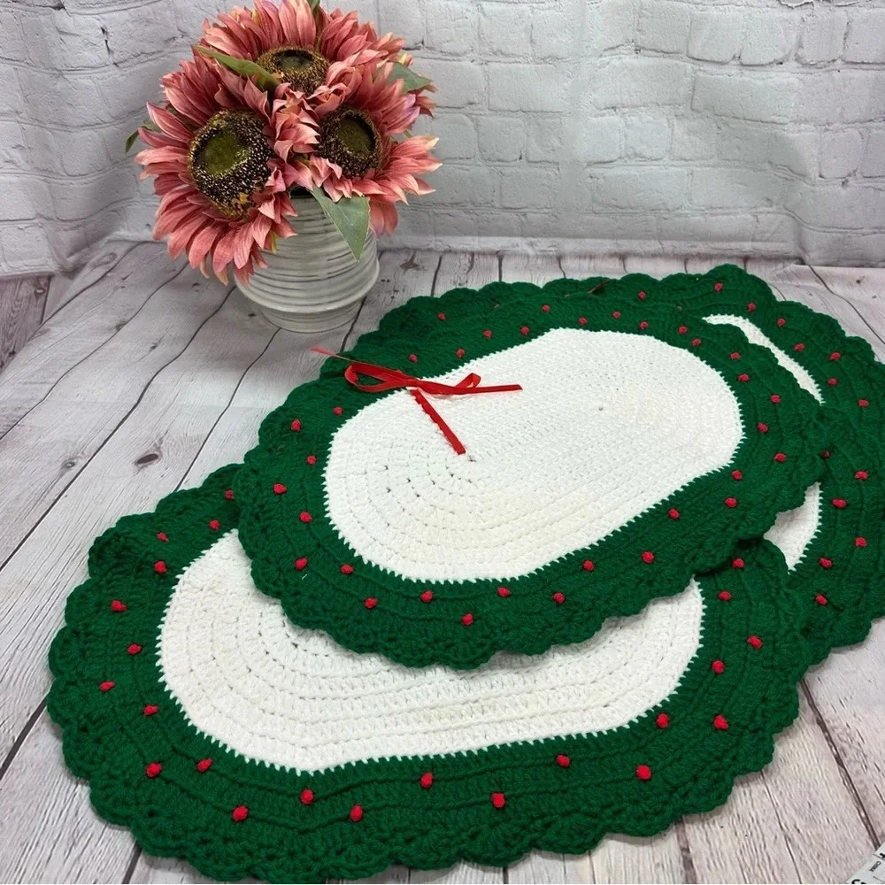 vtg handmade crocheted christmas holiday placemats set of 4 cottagecore wreath